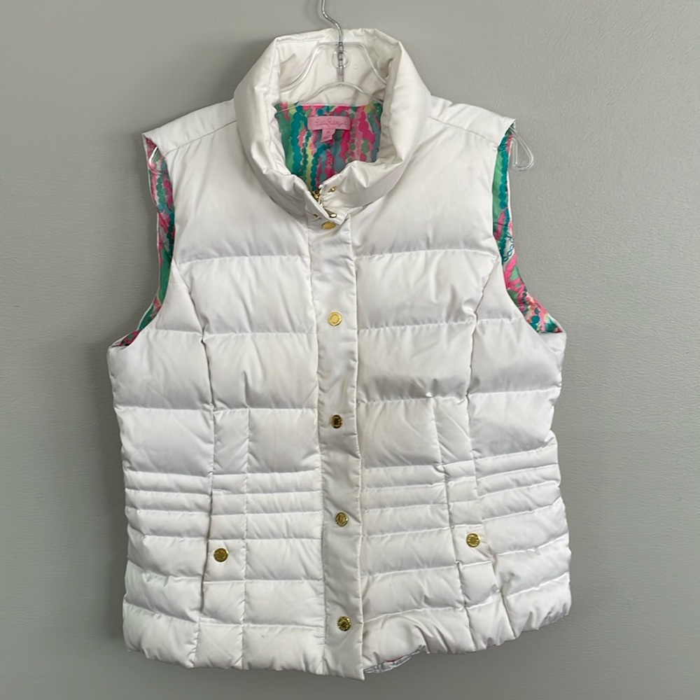 White Lilly Pulitzer puffer down vest